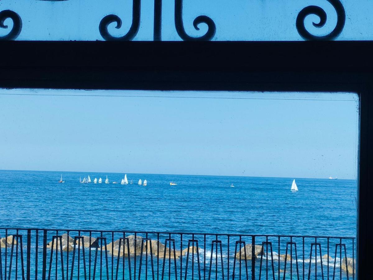 Levante seaview apartment Syracuse Exterior foto